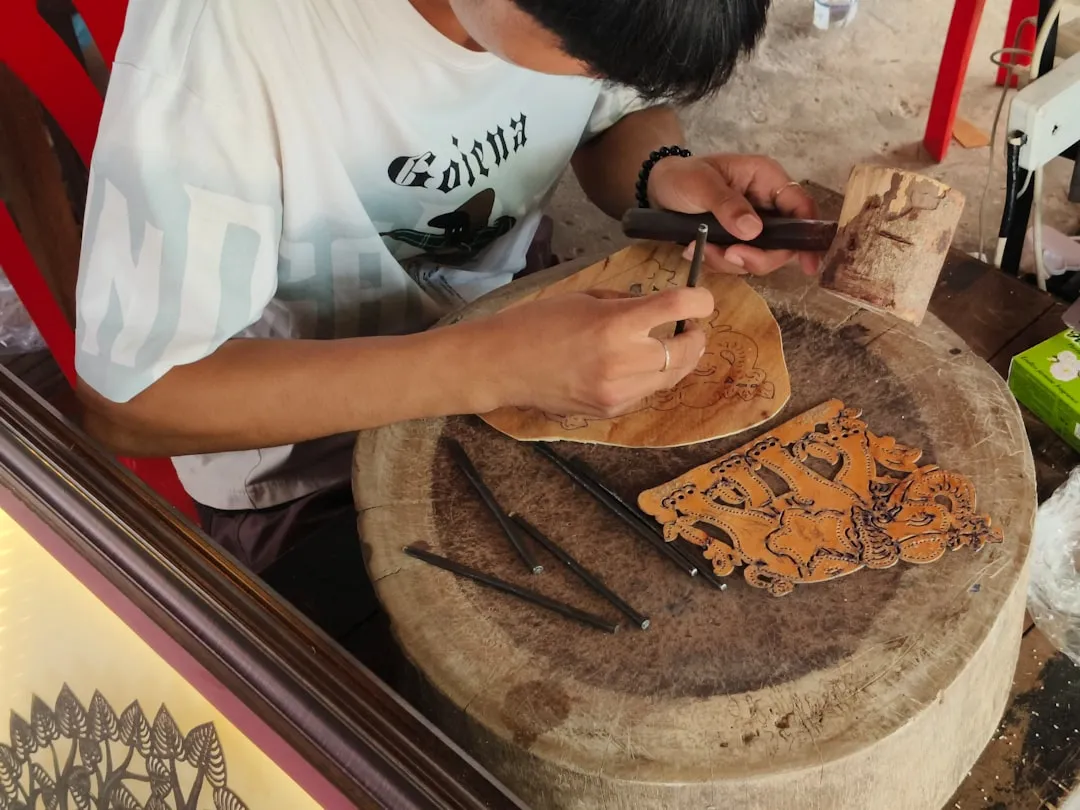 东阳黄杨木雕佛像定制流程与工艺周期详解正文配图 1